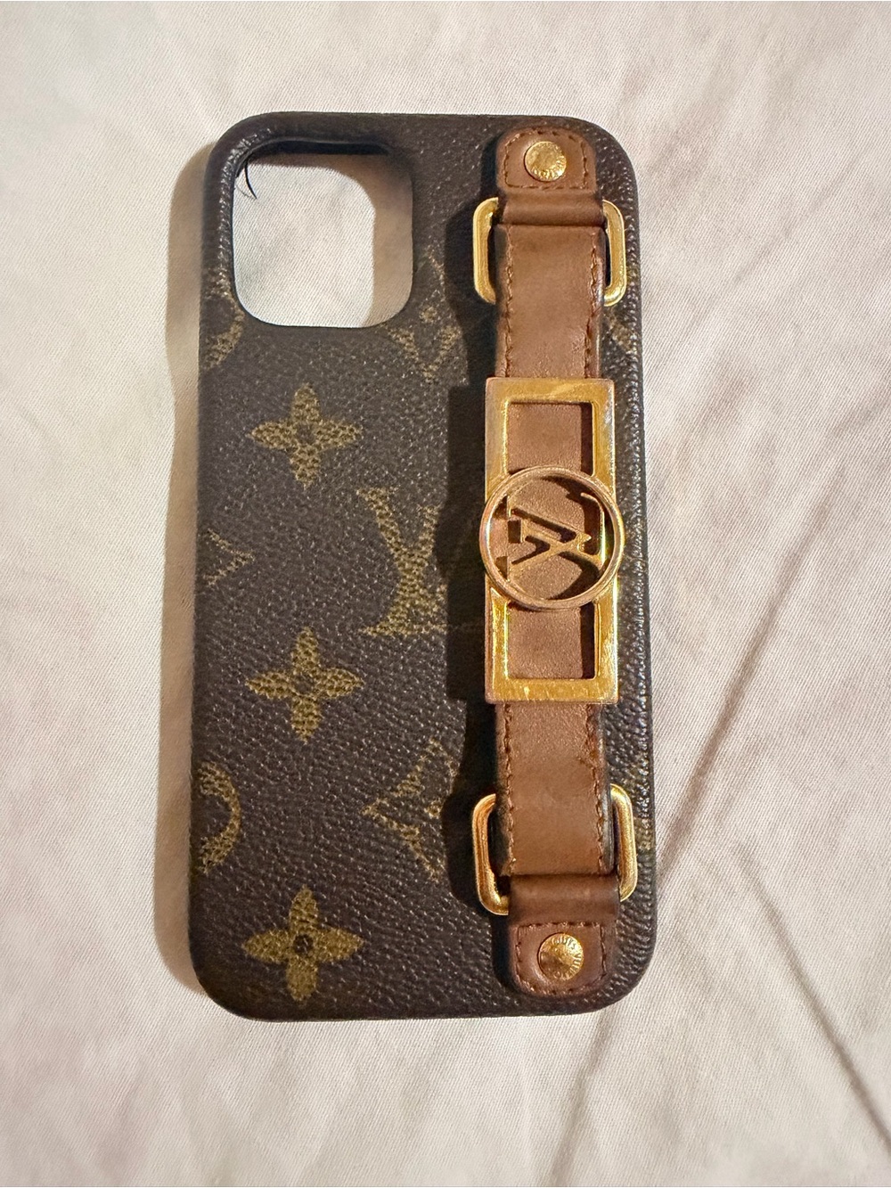 Louis Vuitton Dauphine Monogram IPhone case 12/12pro